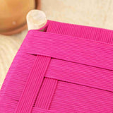 Tabouret marocain couleur rose sans dossier en bois brut et tressage de corde