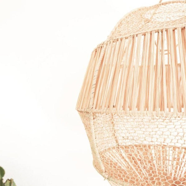 Lampe osier suspension raphia rotin chambre salon décoration intérieur bohème artisanat marocain palmier tressé boho
